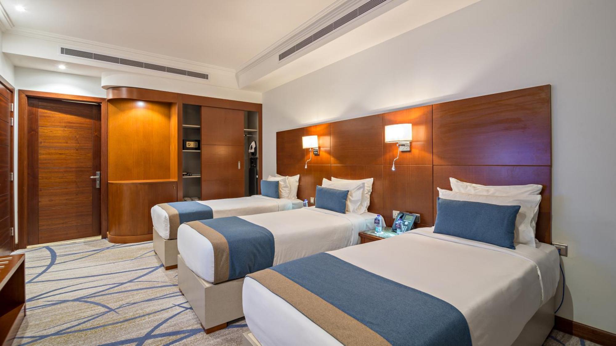Jiwar Almasi Hotel Jeddah Exterior foto